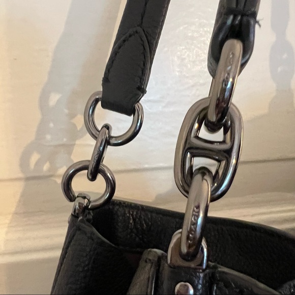 Coach Dalton 31 black tote with gunmetal hardware - Picture 13 of 13